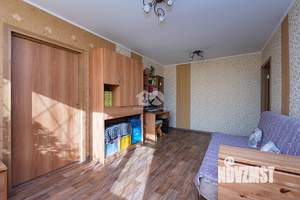 3-к квартира, вторичка, 57м2, 1/5 этаж