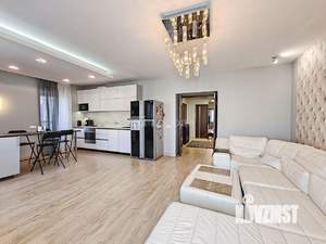 2-к квартира, вторичка, 70м2, 7/14 этаж