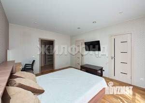 4-к квартира, вторичка, 125м2, 1/9 этаж
