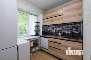 2-к квартира, вторичка, 42м2, 1/5 этаж