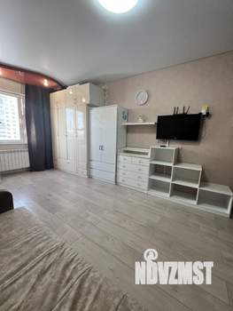 2-к квартира, вторичка, 67м2, 8/19 этаж