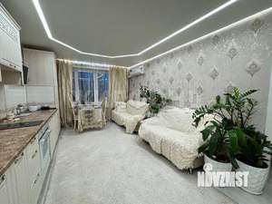 3-к квартира, вторичка, 60м2, 1/17 этаж