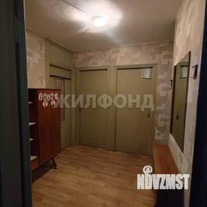 3-к квартира, вторичка, 61м2, 1/5 этаж
