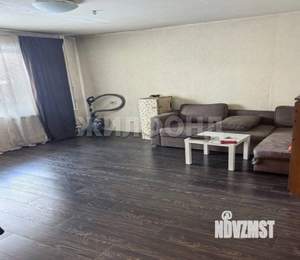 2-к квартира, вторичка, 52м2, 1/10 этаж