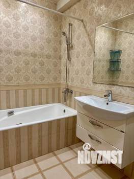 2-к квартира, вторичка, 70м2, 9/18 этаж