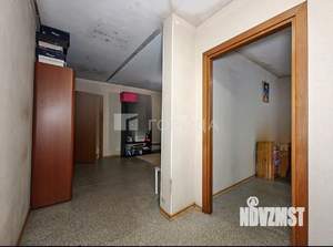 2-к квартира, вторичка, 53м2, 1/10 этаж