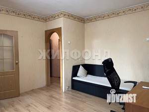 2-к квартира, вторичка, 42м2, 4/4 этаж