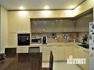 3-к квартира, вторичка, 83м2, 12/19 этаж