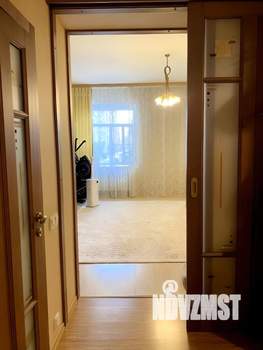 2-к квартира, вторичка, 110м2, 1/8 этаж