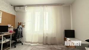 Студия квартира, вторичка, 33м2, 10/18 этаж