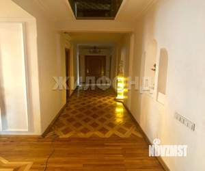 3-к квартира, вторичка, 157м2, 2/9 этаж