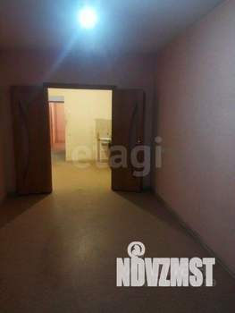 3-к квартира, вторичка, 58м2, 1/10 этаж