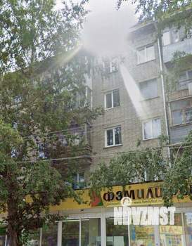 4-к квартира, вторичка, 62м2, 3/5 этаж