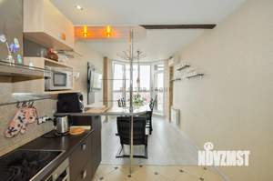 2-к квартира, вторичка, 70м2, 15/18 этаж