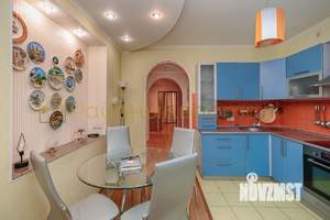 3-к квартира, вторичка, 110м2, 3/5 этаж