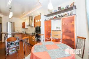 Студия квартира, вторичка, 73м2, 5/17 этаж