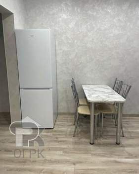 Студия квартира, вторичка, 38м2, 10/10 этаж