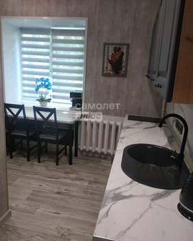 3-к квартира, вторичка, 54м2, 1/3 этаж