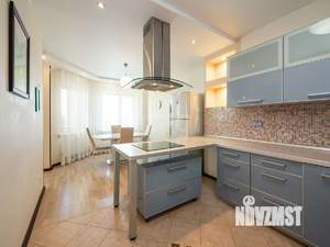 3-к квартира, вторичка, 96м2, 10/17 этаж