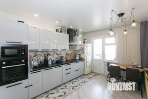 2-к квартира, вторичка, 84м2, 10/17 этаж