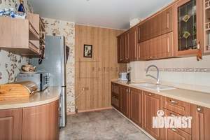 3-к квартира, вторичка, 95м2, 11/11 этаж