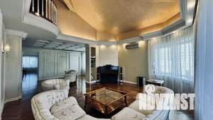 5-к квартира, вторичка, 292м2, 6/7 этаж