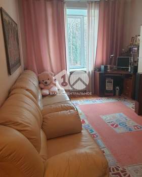 3-к квартира, вторичка, 76м2, 2/4 этаж
