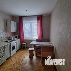 3-к квартира, вторичка, 64м2, 1/4 этаж