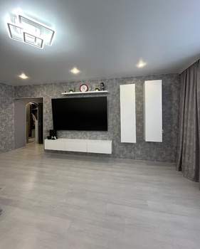 2-к квартира, вторичка, 58м2, 10/10 этаж