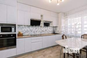 3-к квартира, вторичка, 103м2, 6/14 этаж