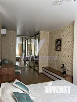 3-к квартира, вторичка, 103м2, 7/17 этаж