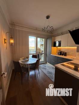2-к квартира, вторичка, 56м2, 9/17 этаж