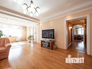 4-к квартира, вторичка, 132м2, 9/10 этаж