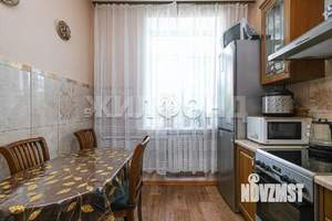 2-к квартира, вторичка, 57м2, 1/5 этаж