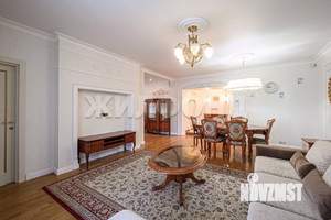 3-к квартира, вторичка, 151м2, 2/11 этаж