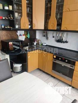 3-к квартира, вторичка, 76м2, 6/10 этаж