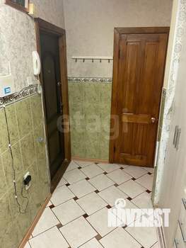 3-к квартира, вторичка, 61м2, 1/9 этаж