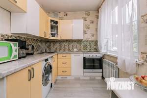 3-к квартира, вторичка, 57м2, 1/5 этаж