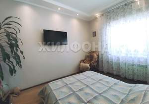 2-к квартира, вторичка, 61м2, 1/4 этаж