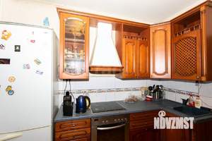 3-к квартира, вторичка, 99м2, 8/9 этаж