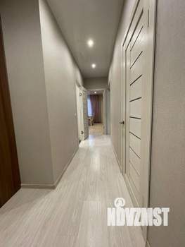 2-к квартира, вторичка, 63м2, 4/17 этаж