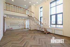 4-к квартира, вторичка, 104м2, 9/9 этаж