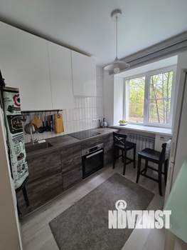 2-к квартира, вторичка, 44м2, 1/4 этаж
