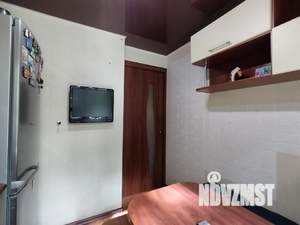 2-к квартира, вторичка, 43м2, 1/4 этаж