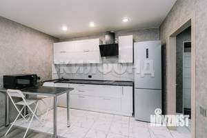 2-к квартира, вторичка, 42м2, 1/16 этаж