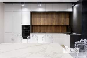 3-к квартира, вторичка, 133м2, 1/10 этаж