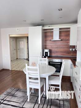 3-к квартира, вторичка, 72м2, 10/10 этаж