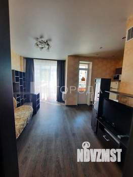 Студия квартира, вторичка, 30м2, 8/18 этаж