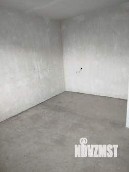 Студия квартира, вторичка, 38м2, 1/10 этаж