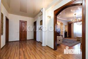 4-к квартира, вторичка, 124м2, 6/17 этаж